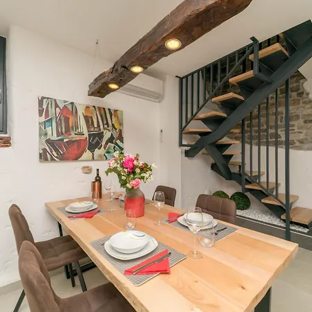 Willa Fiore In Istria Suitable For Families And Cyclists Momjan